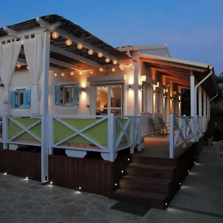 בית נופש Blue Sky Cottage, Kanouli Halikounas
