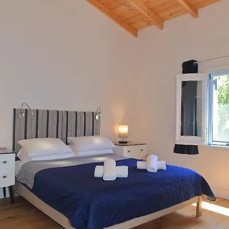 Semesterbostad Blue Sky Cottage, Kanouli *