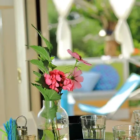 Semesterbostad Blue Sky Cottage, Kanouli *