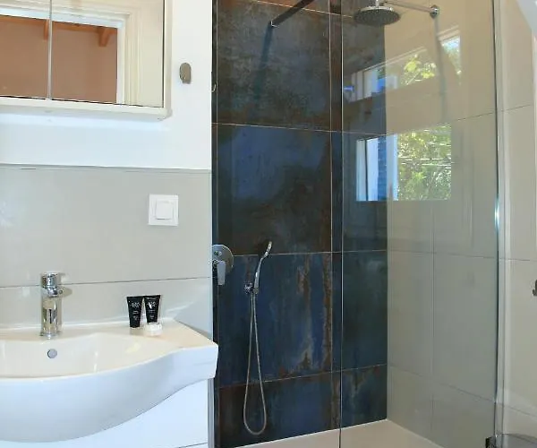 בית נופש Blue Sky Cottage, Kanouli Halikounas
